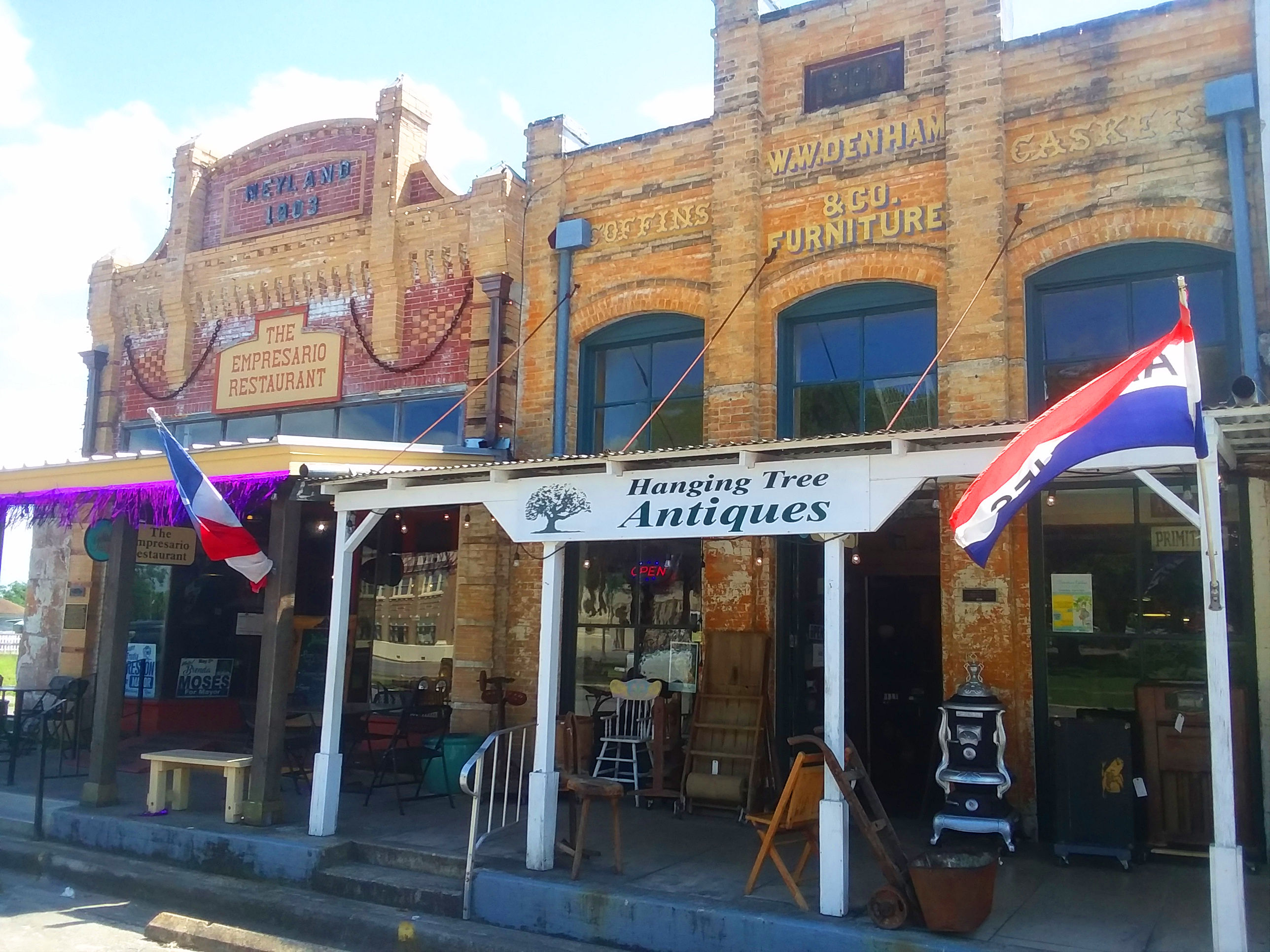 Hanging Tree Antiques